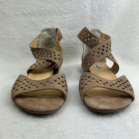 Paul Green Women's Tan Suede Stacked Block Heel Cross Ankle Strap Sandals Sz 10 - Picture 15 of 15